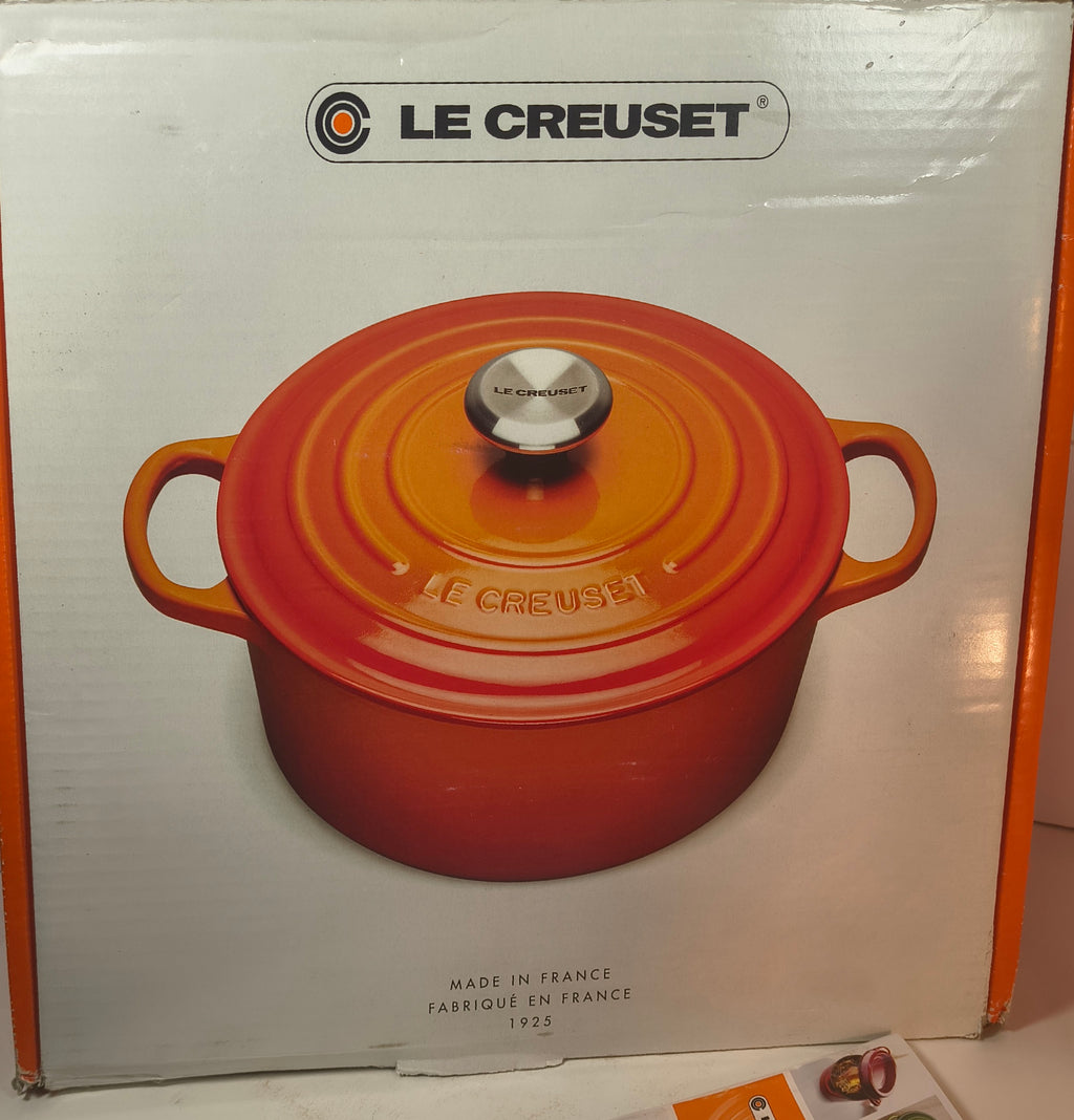 Le Creuset 9-Qt Round Dutch Oven — Meringue, New in Box