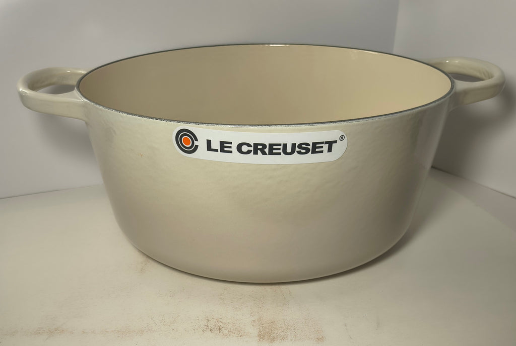 Le Creuset 9-Qt Round Dutch Oven — Meringue, New in Box