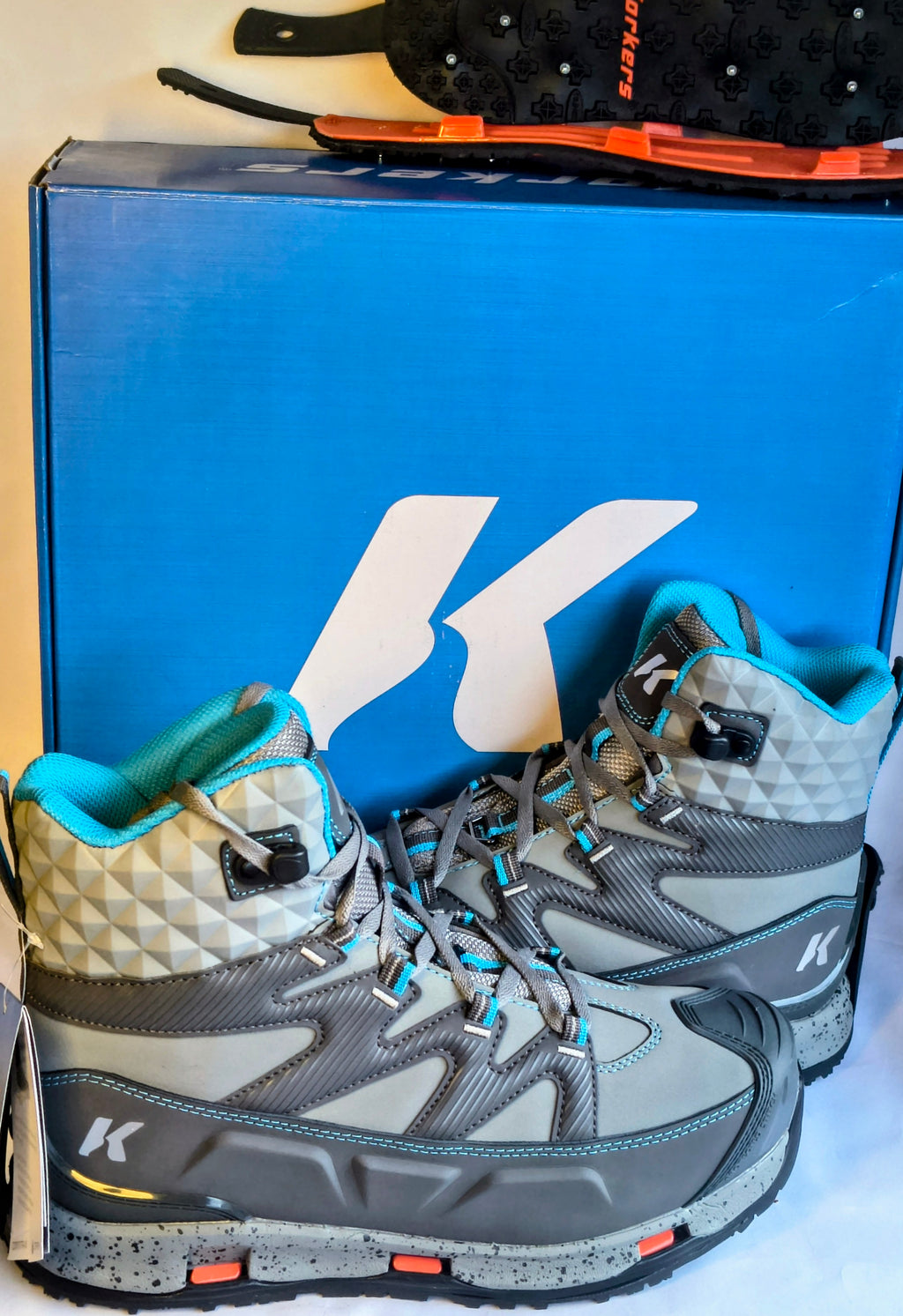 Korkers  Women's size 11, Bantam lite Wading/Fishing Boots, new with tags and new in box