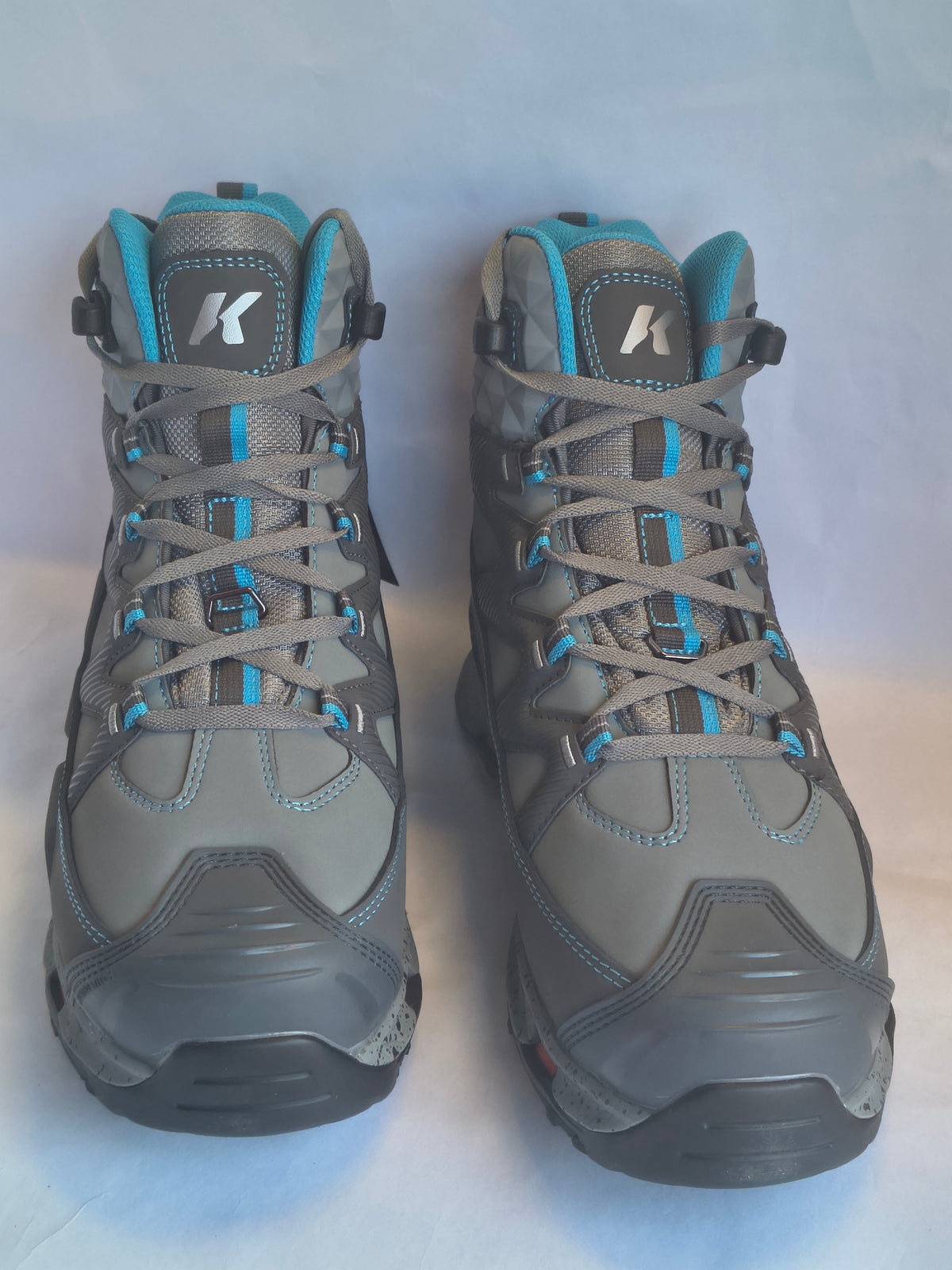 Korkers  Women's size 11, Bantam lite Wading/Fishing Boots, new with tags and new in box
